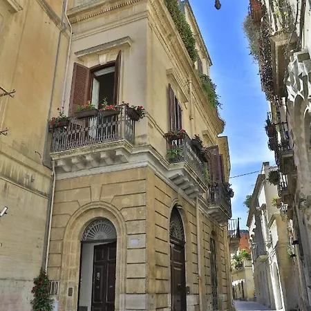 Del Centro 3*